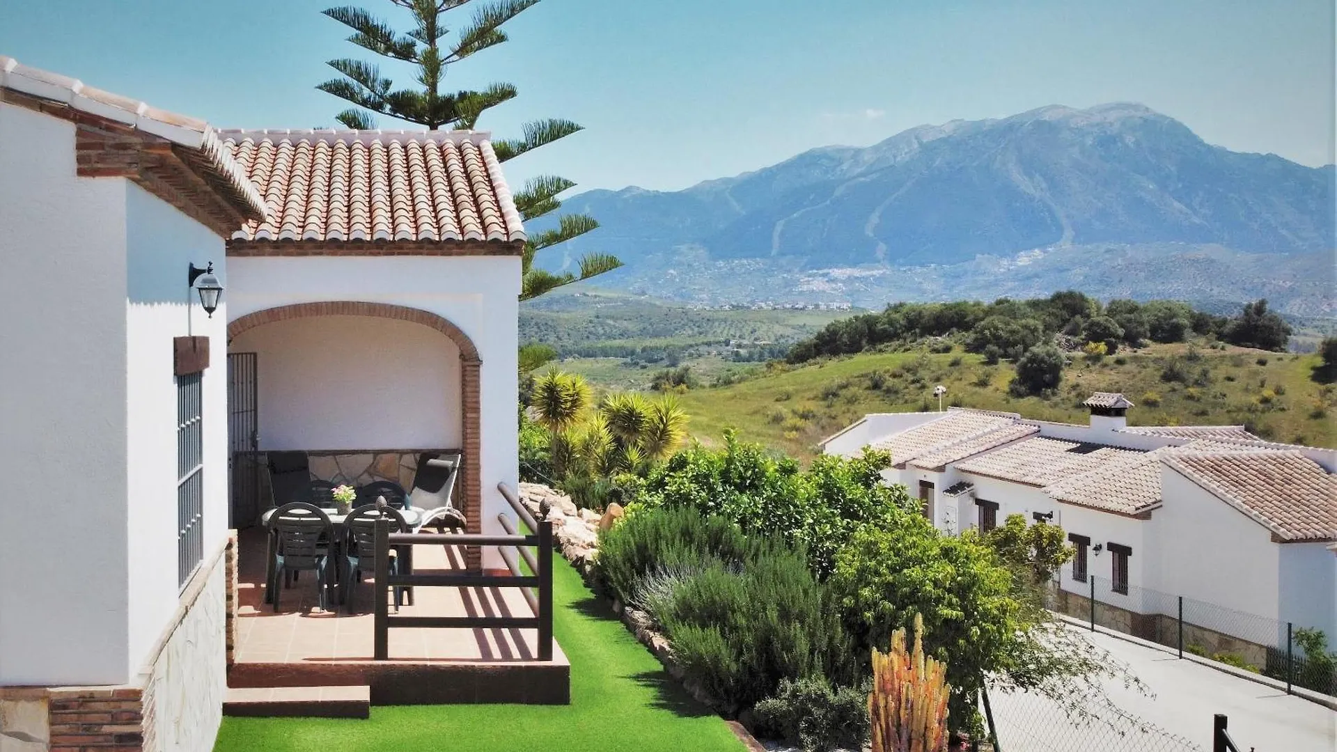 Alojamientos Huetor Vinuela Holiday home